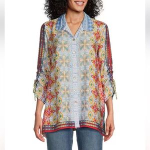 John Mark
Petite Size Abstract Print Collar Neck 3/4 Sleeve Button Front Top
